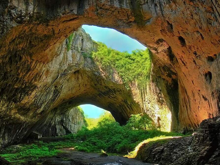 Grotta Devetashka - Bulgaria — Devetaki