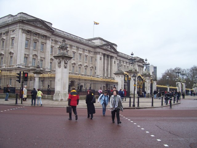 Buckingham-palota | A brit monarchia szíve - Londra | Secret World Trip Planner