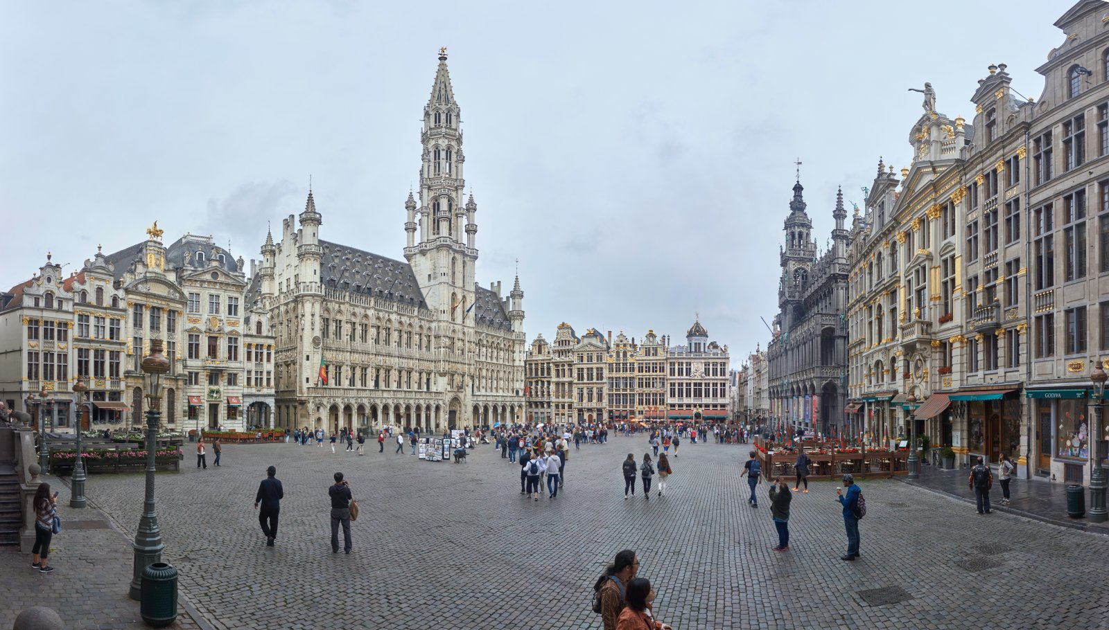 Grand Place, bruselská radnice. - Bruxelles | Secret World Trip Planner