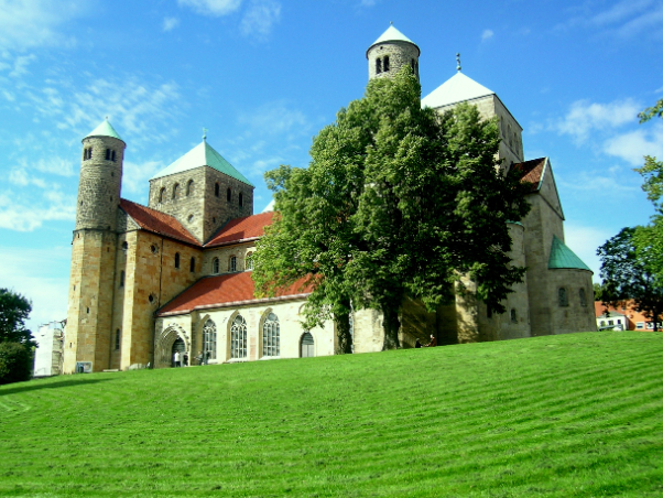 La Chiesa di San Michele a Hildesheim, Germania - Hildesheim | Secret World Trip Planner