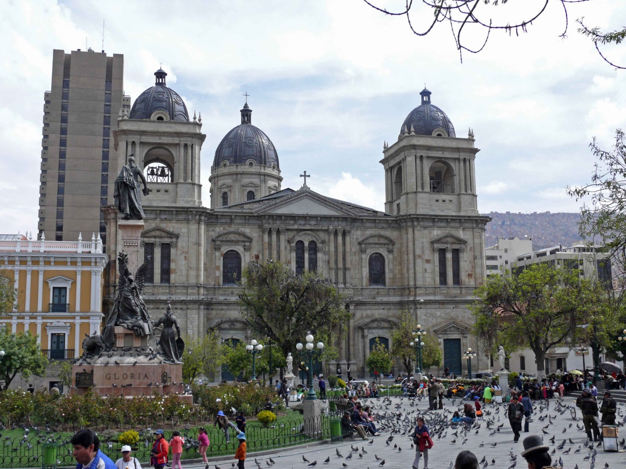Bunda Maria dari La Paz di Bolivia - La Paz | Secret World Trip Planner
