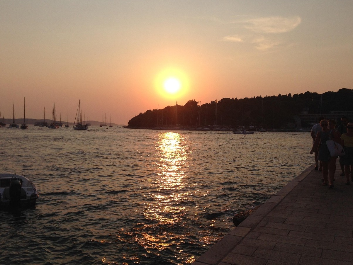 Hvar, a leghosszabb és legnaposabb horvát sziget - Lesina | Secret World Trip Planner
