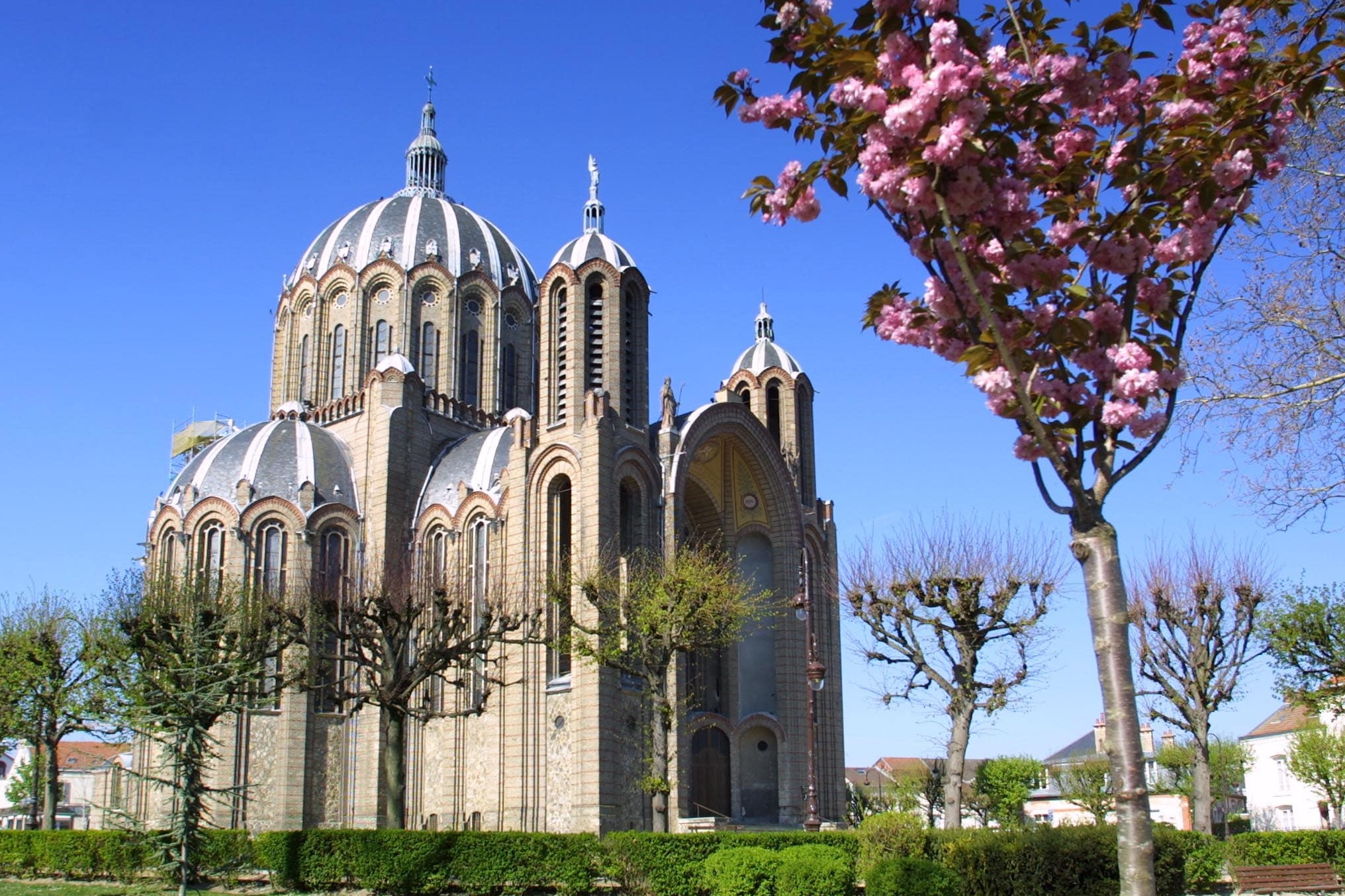 Sainte-Clotilde'i basiilika - Pariis - Paris | Secret World Trip Planner