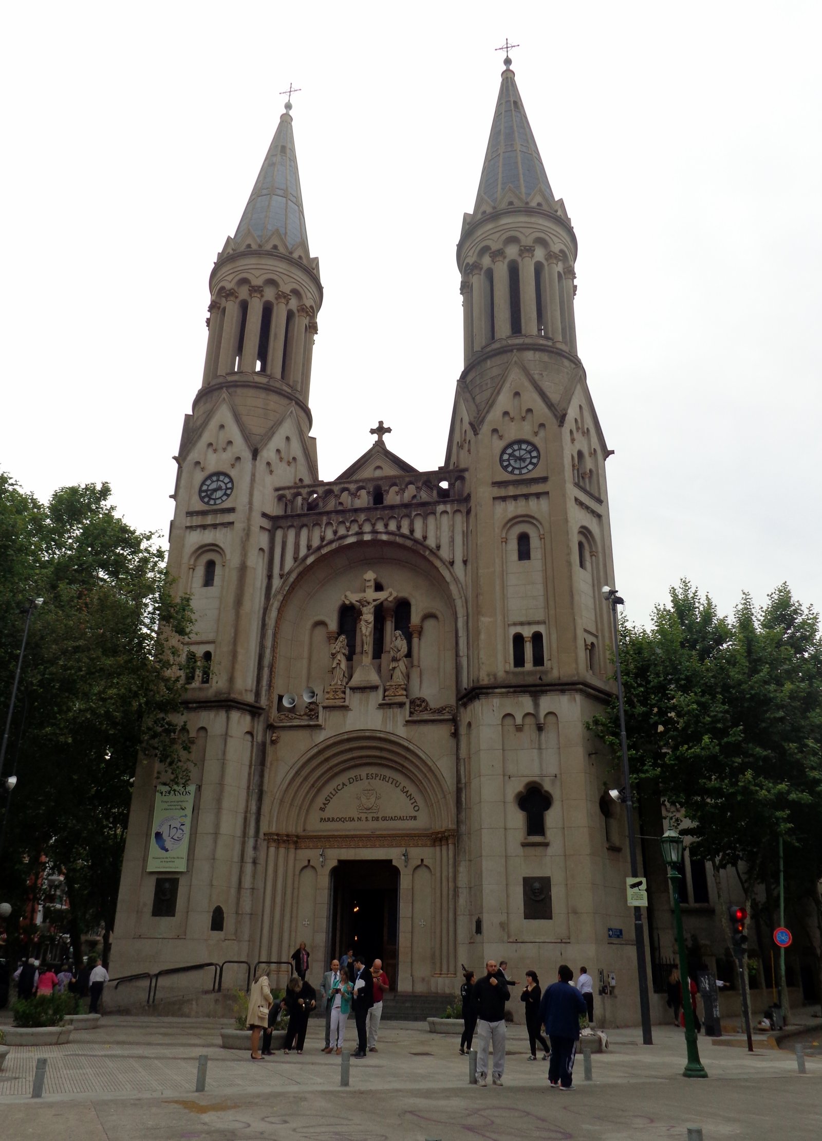 Püha Vaimu basiilika Buenos Aireses - Buenos Aires | Secret World Trip Planner