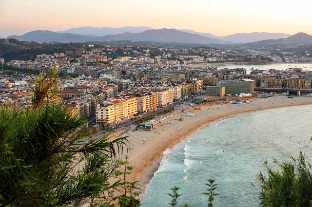 Тлушч - Donostia | Secret World Trip Planner