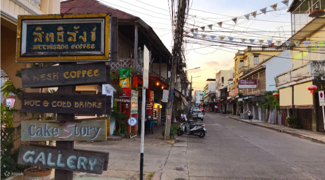 Heritage Walking Street - Tambon Ban Tai | Secret World Trip Planner
