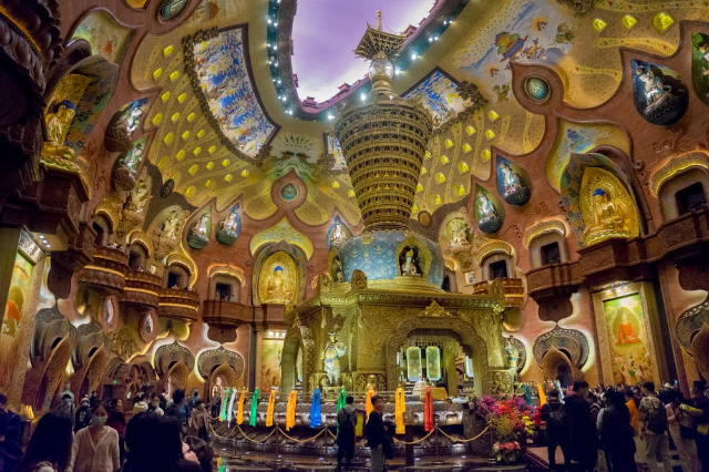 Usnisa Palace - Niushoushan Hongjuesi Tower | Secret World Trip Planner