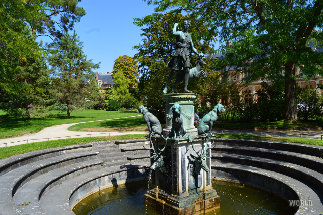 Dianas springvand - Fontainebleau | Secret World Trip Planner
