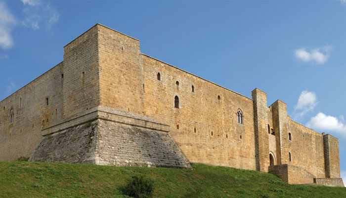 Cesarjeva ušesa - Lagopesole | Secret World Trip Planner