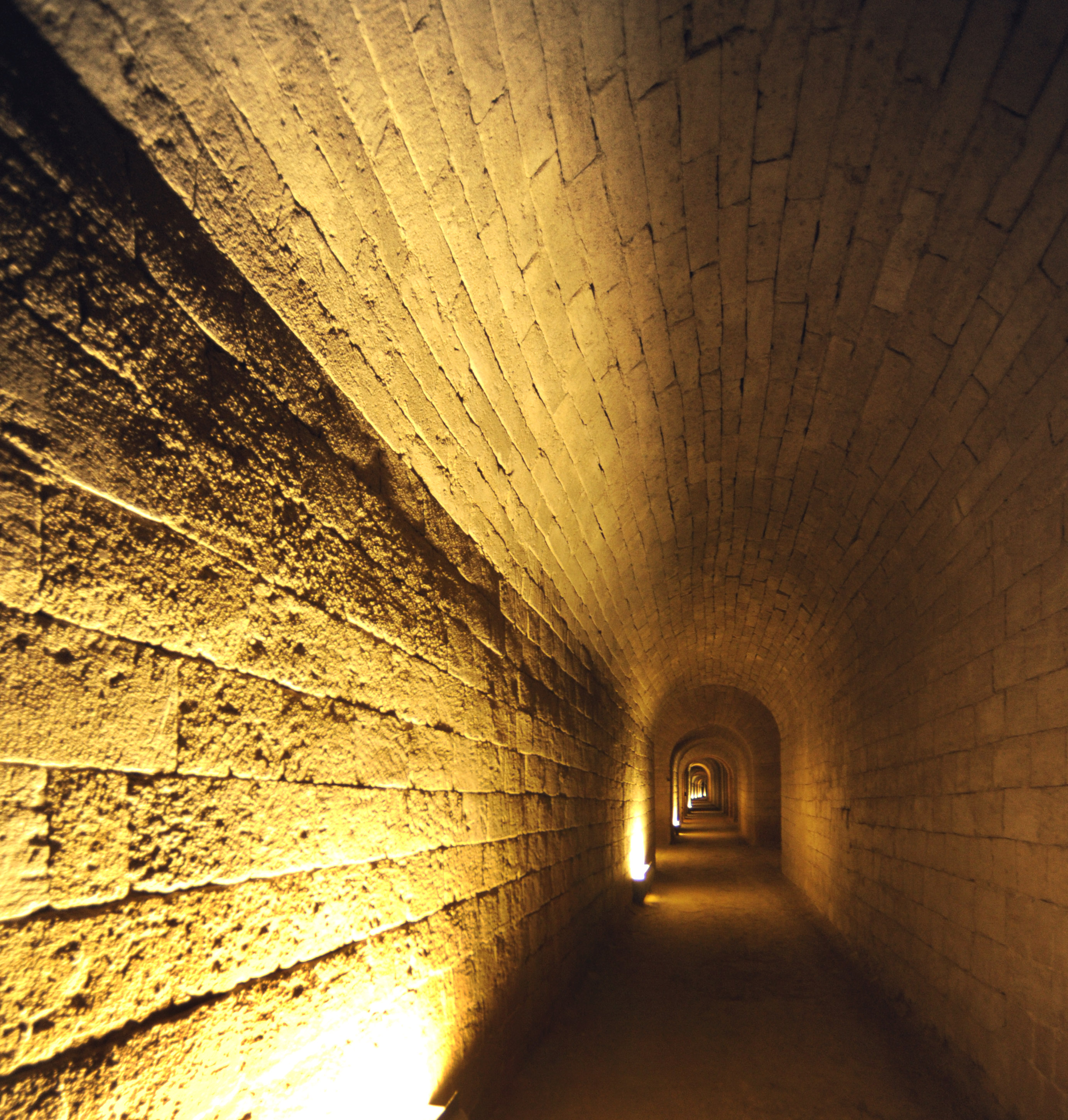 A Caverna de Seiano - Napoli | Secret World Trip Planner