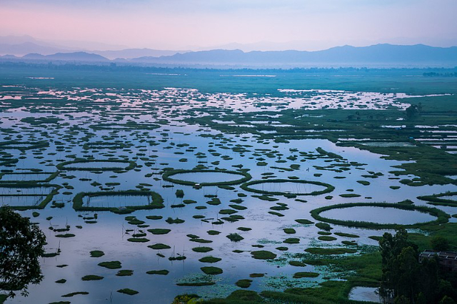 De flydende øer i Loktak-søen - Loktak Lake | Secret World Trip Planner