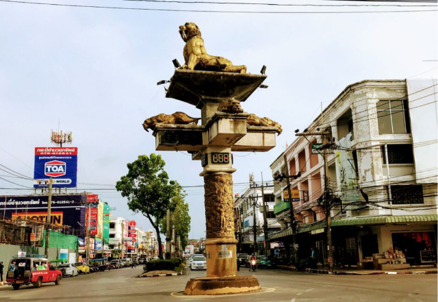 Krabi Traffic Lights - Tambon Pak Nam | Secret World Trip Planner