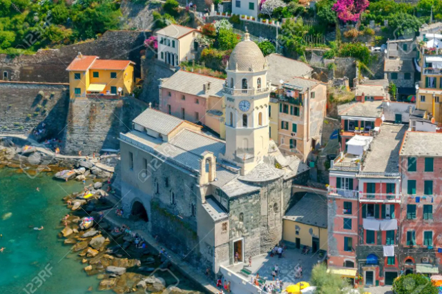 Церква Санта Маргарита ді Антіохія - Vernazza | Secret World Trip Planner