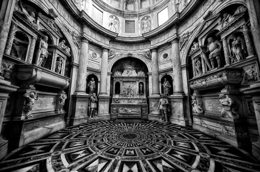 Església de San Giovanni in Carbonara - Napoli | Secret World Trip Planner