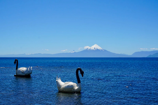Jezero Llanquihue - Lago Llanquihue | Secret World Trip Planner