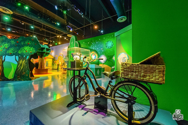 THE WIZARD OF OZ MUSEUM - Cape Canaveral | Secret World Trip Planner