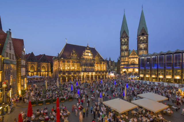 La Piazza del Mercato di Brema - Bremen | Secret World Trip Planner