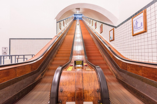 Tunnel di Sant'Anna - Antwerpen | Secret World Trip Planner