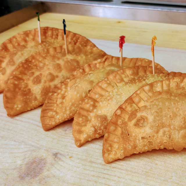Pastelitos Domenicani - La Romana | Secret World Trip Planner
