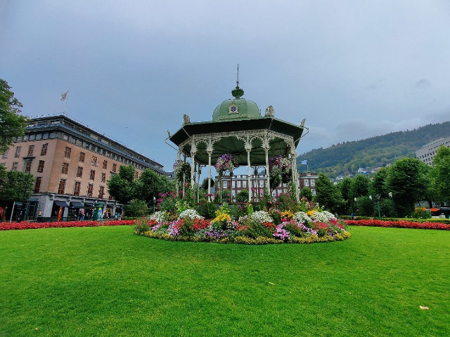 bergen botanical garden - Skipanesvegen 45 | Secret World Trip Planner