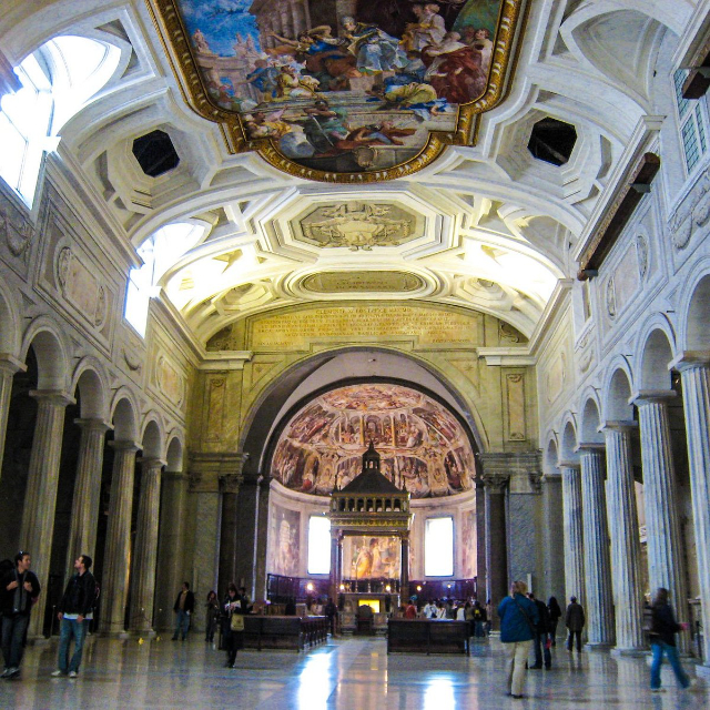 Винколи дахь Сан Пьетрогийн сүм - Roma | Secret World Trip Planner