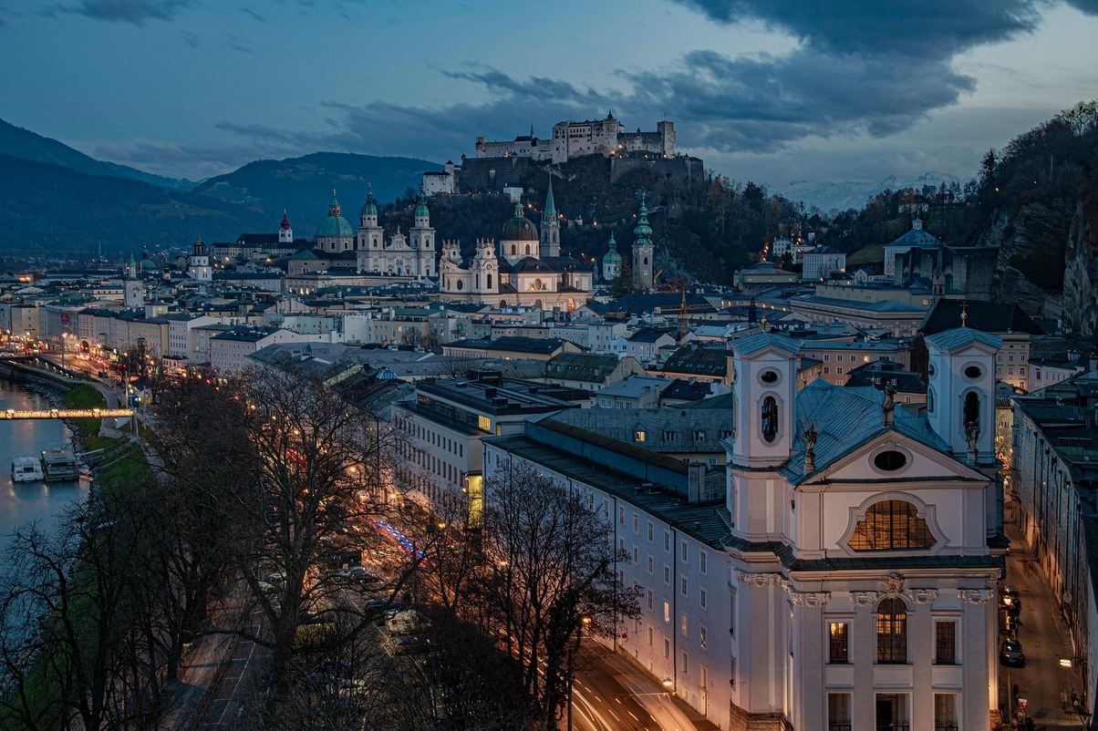 잘츠부르크:뮌헨스베르크의 데르 모던 박물관 - Salzburg | Secret World Trip Planner