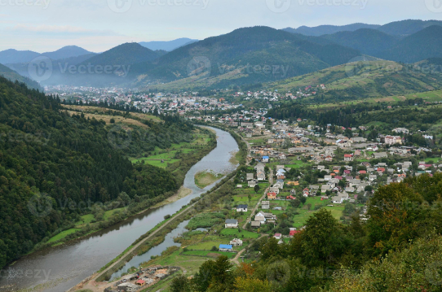 Mezhgorye  — Mezhgor'e