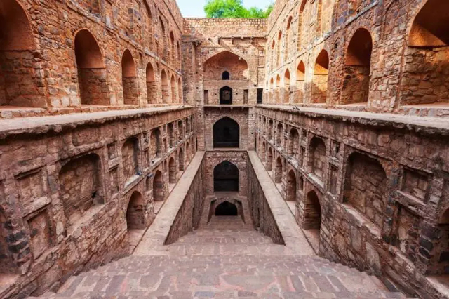 Agrasen ki Baoli - New Delhi | Secret World Trip Planner