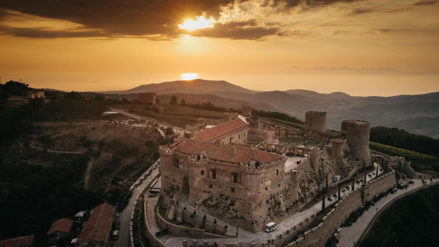 Rocca Cilento ရဲတိုက် - Rocca Cilento | Secret World Trip Planner