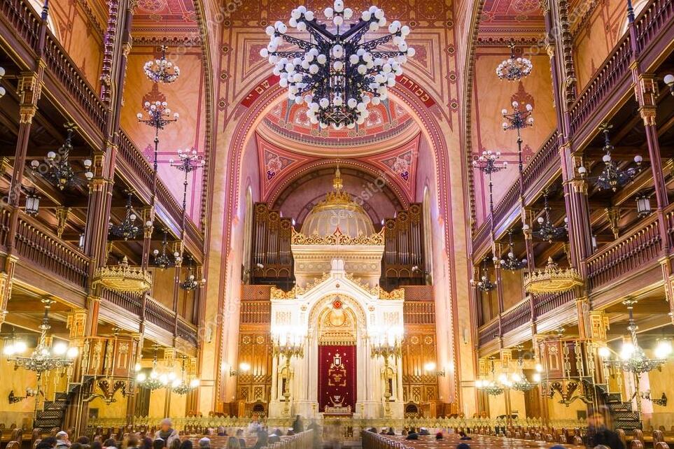 Sinagoga më e madhe e evropës: Sinagoga E Madhe - Budapest | Secret World Trip Planner