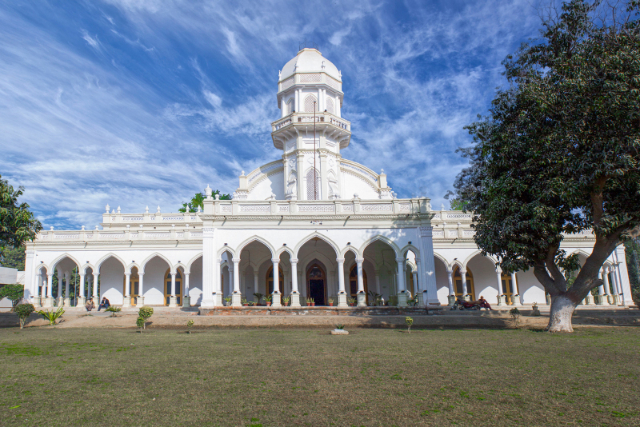 巴哈瓦尔布尔中央图书馆 - Bahawalpur | Secret World Trip Planner