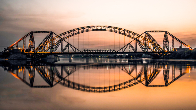 Sbarramento di Sukkur: Meraviglia ingegneristica dell'irrigazione pakistana - Sukkur | Secret World Trip Planner