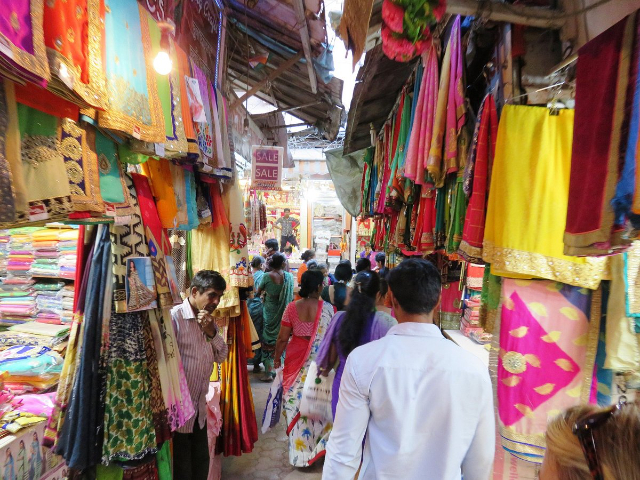 Mercado Mangaldas: El para&iacute;so de las telas y las boutiques a medida de Bombay - Mumbai | Secret World Trip Planner