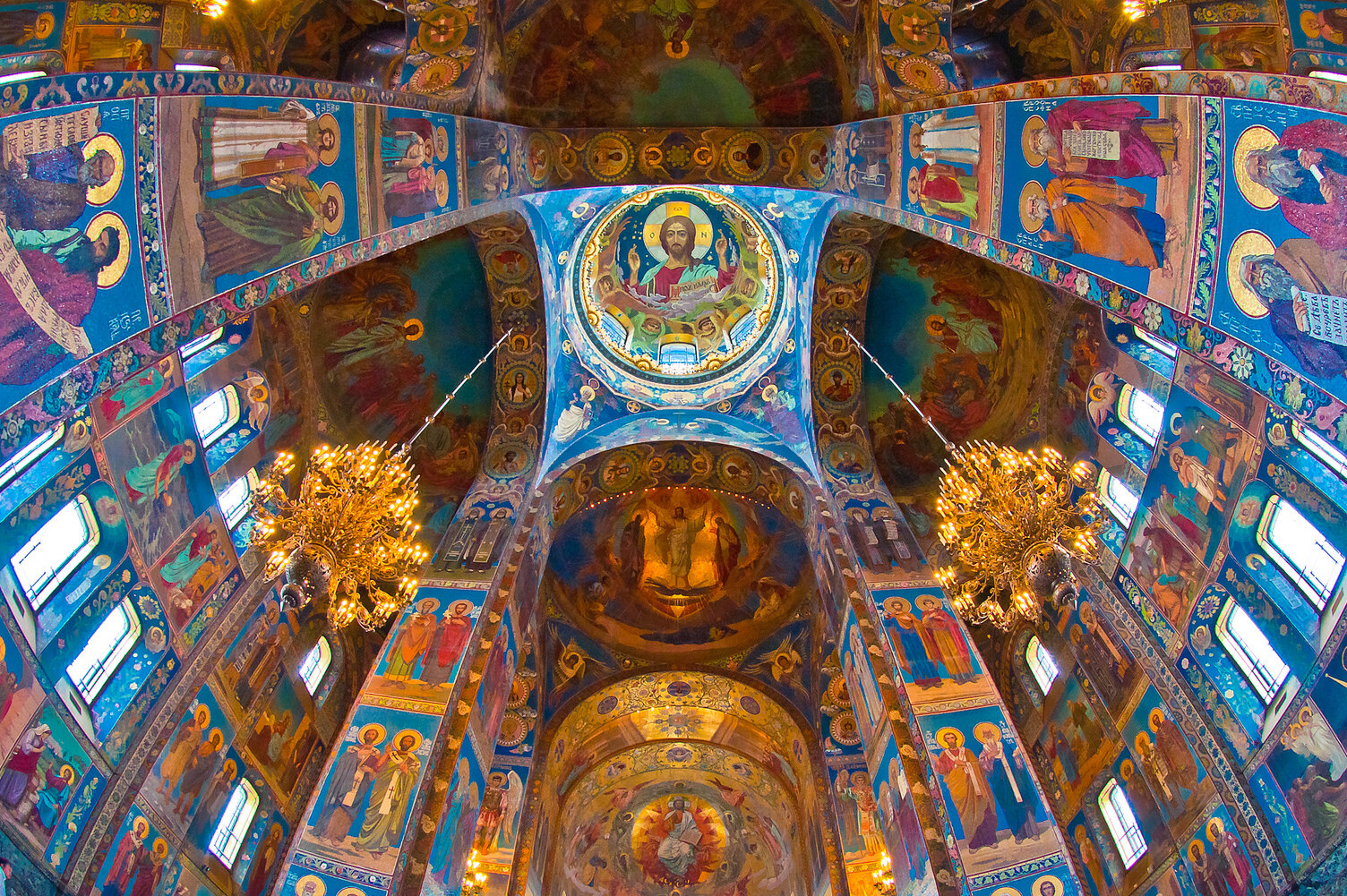 Sankt-Peterburg: The Church of the Resurrection - Sankt-Peterburg | Secret World Trip Planner