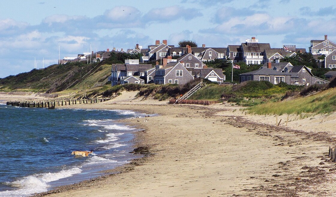 Nantucket: cobbled alleyways and romantic cliffs - Nantucket | Secret World Trip Planner