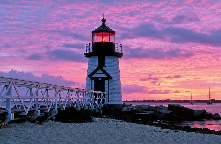 Nantucket's iconic Brant Point Light - Nantucket | Secret World Trip Planner