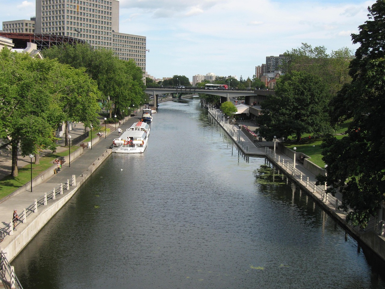 La più grande pista di pattinaggio del mondo,Rideau Canal a Ottawa - Ottawa | Secret World Trip Planner