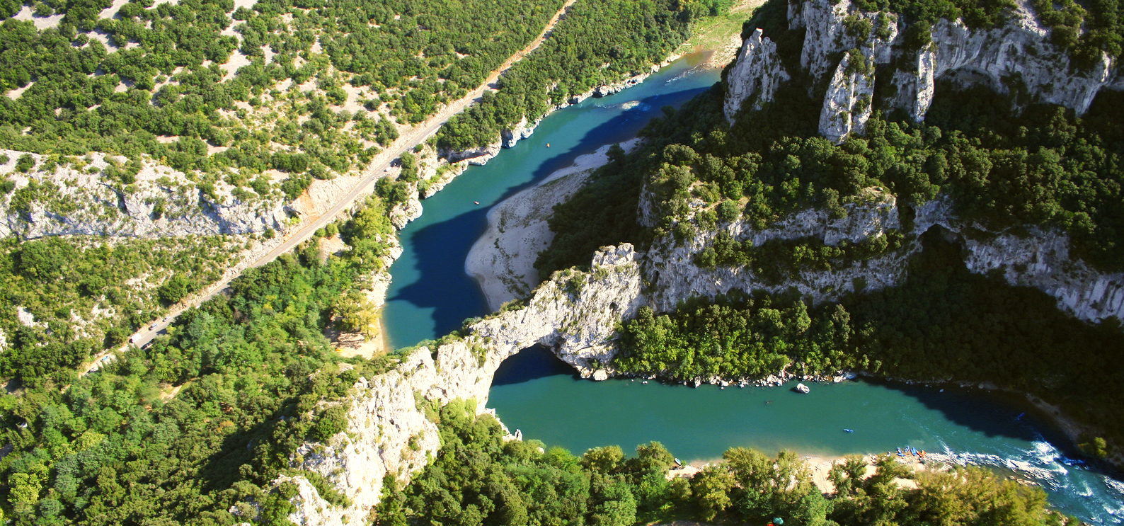 Gorges de l'Ardeche - Saint-Remèze | Secret World Trip Planner
