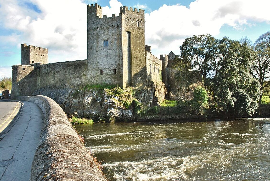 Le château de Cahir est l'un des plus grands châteaux d'Irlande - Cahir | Secret World Trip Planner