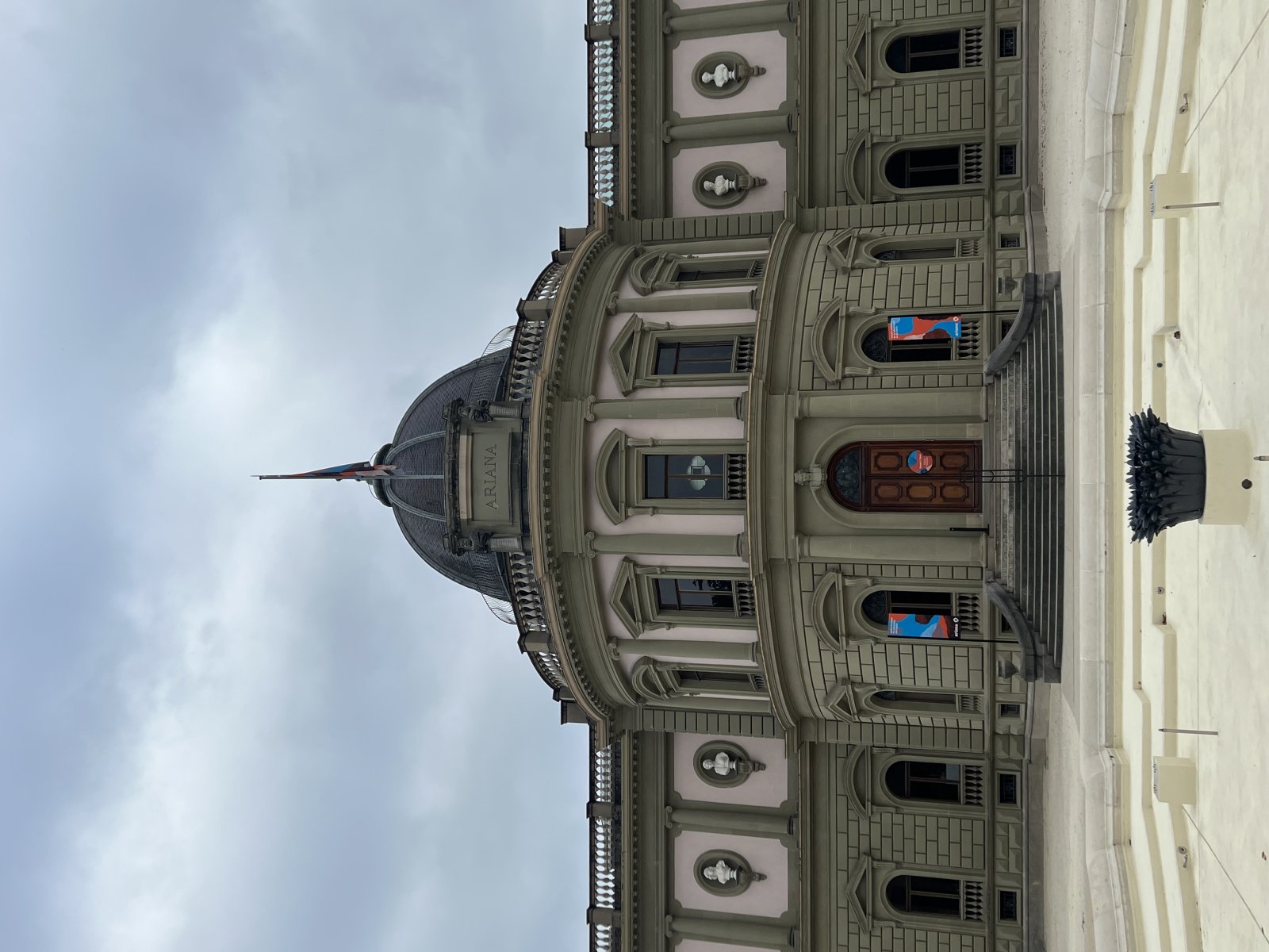 Múzeum Ariana - Genève | Secret World Trip Planner