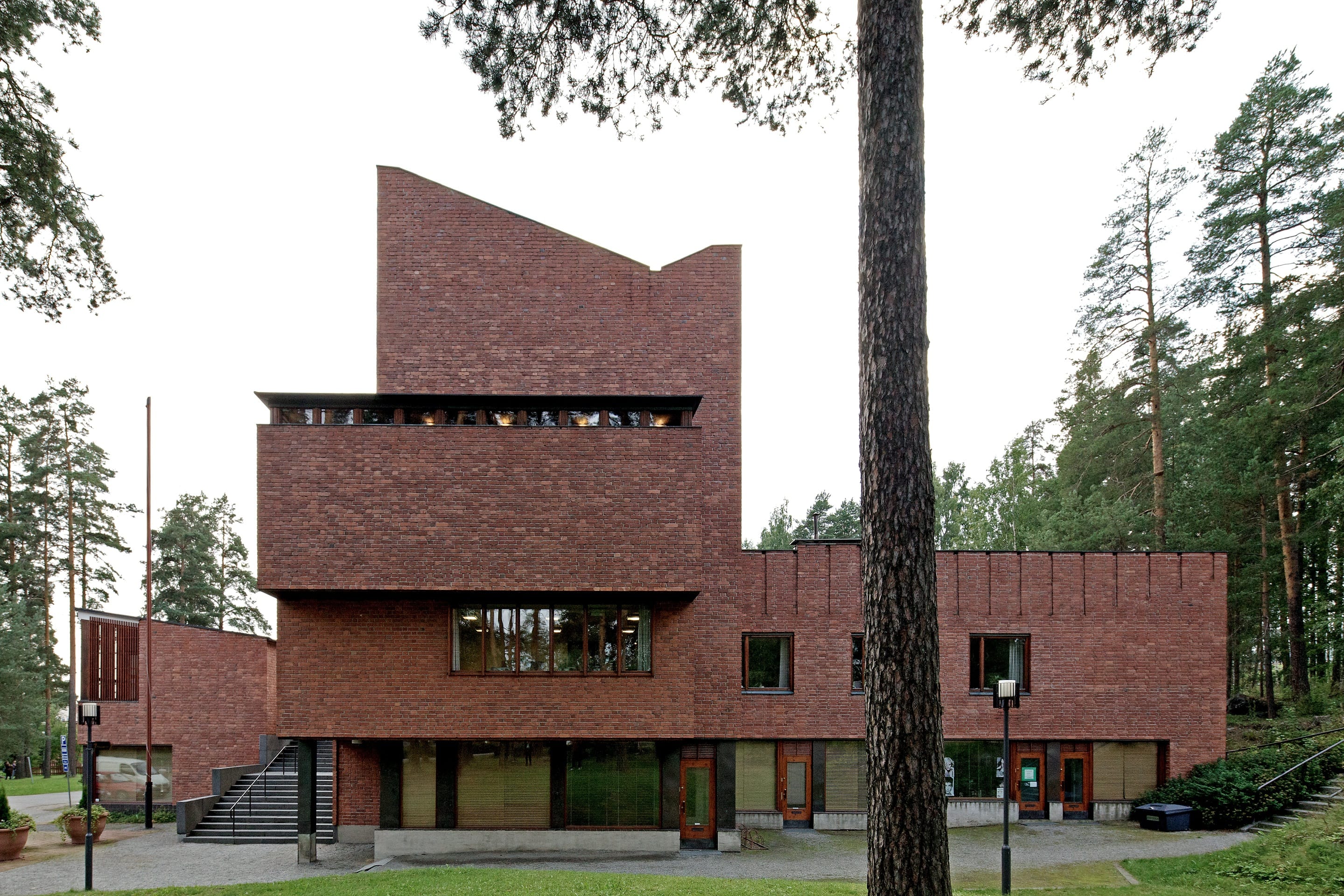 Säynätsalo Town Hall - Säynätsalo | Secret World Trip Planner