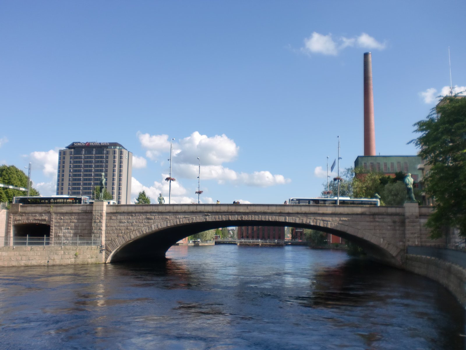 Hämeensilta-Brücke, eine wunderschöne Brücke im Herzen von Tampere - Tampere | Secret World Trip Planner