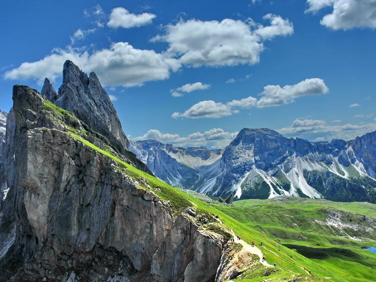 Dolomites | Monte Seceda : a daydream - Seceda | Secret World Trip Planner