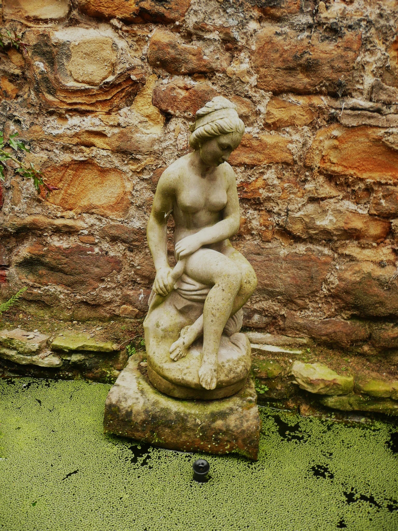 No centro de Durham,Crook Hall - Sidegate | Secret World Trip Planner