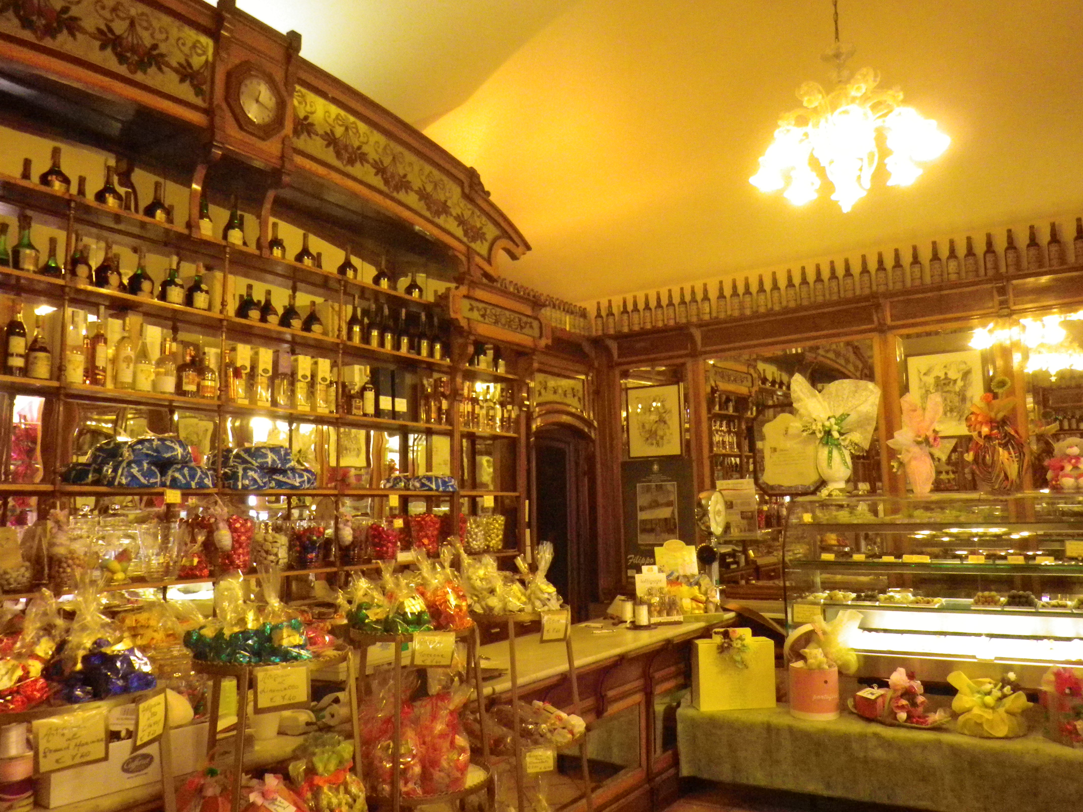 Giordanino પેસ્ટ્રી દુકાન - Canelli | Secret World Trip Planner