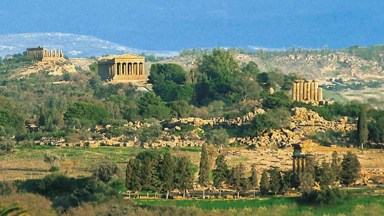 मन्दिरहरूको घाटी - Agrigento | Secret World Trip Planner