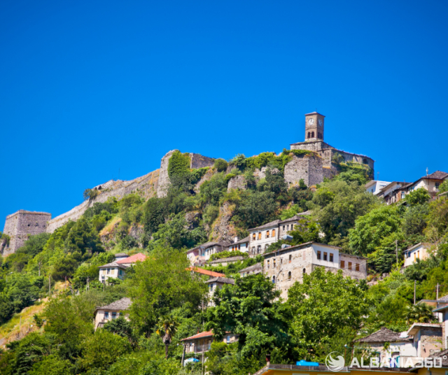 La pintoresca ciudad de Gjirokastra - Gjirokastër County | Secret World Trip Planner