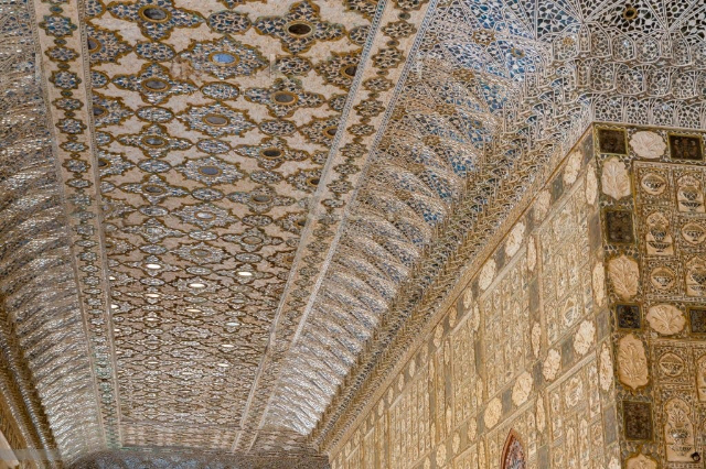 Sheesh Mahal: El Palacio de los Espejos - Patiala | Secret World Trip Planner