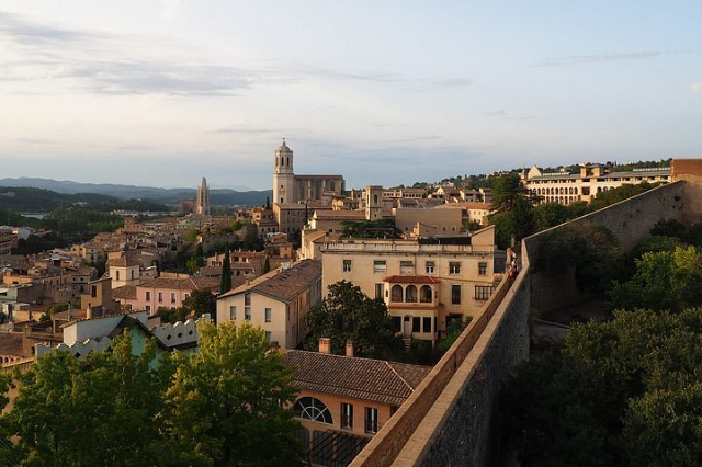 Le mura di Girona - Passeggiata attraverso i secoli sopra la città - Girona | Secret World Trip Planner