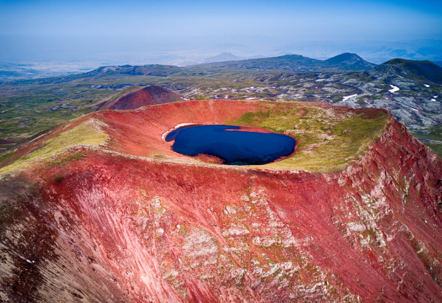 Le pic Azhdahak : Le point de convergence des légendes anciennes et de la beauté volcanique - Azhdahak Mountain | Secret World Trip Planner